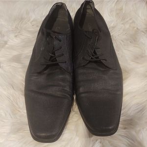 Calvin Klein • Size 10 Square Toe Dress Shoes